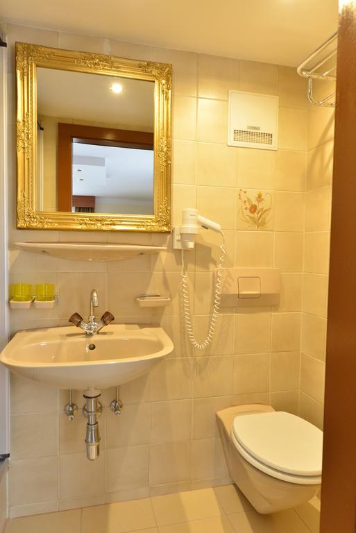 Hotel Beretta Άχενκιρχ Εξωτερικό φωτογραφία