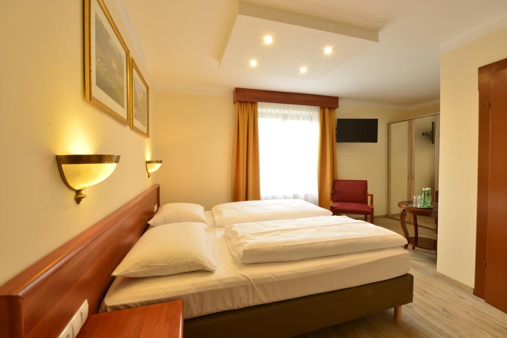 Hotel Beretta Άχενκιρχ Εξωτερικό φωτογραφία